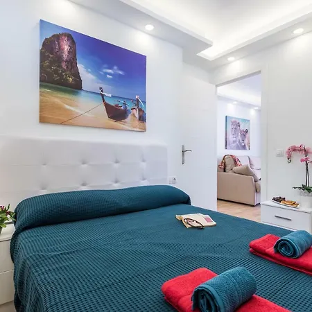 263 Precious With Terrace, Free Wifi Holiday home *